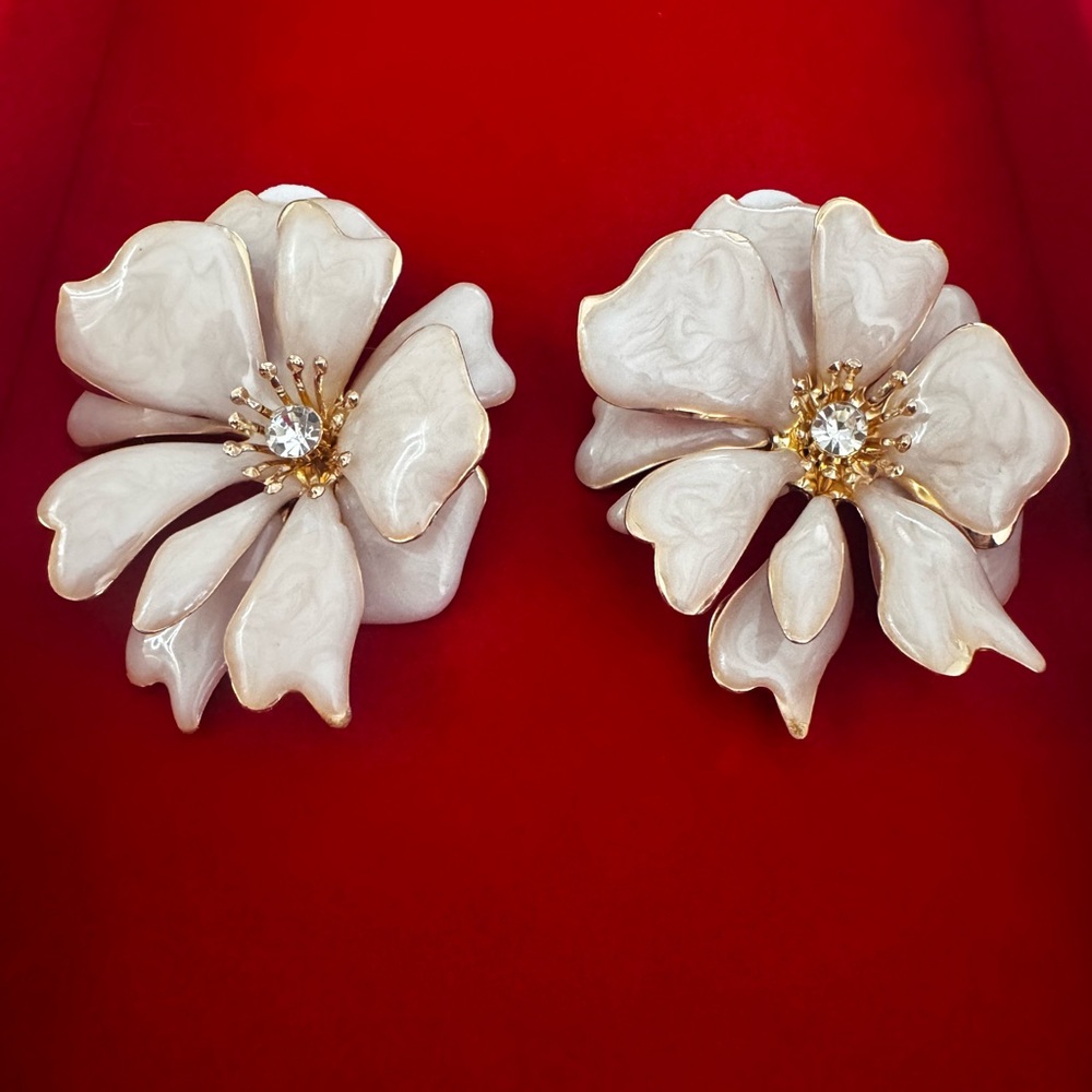 Large Flower Earrings Statement Piece #Oldmoney S… - image 4